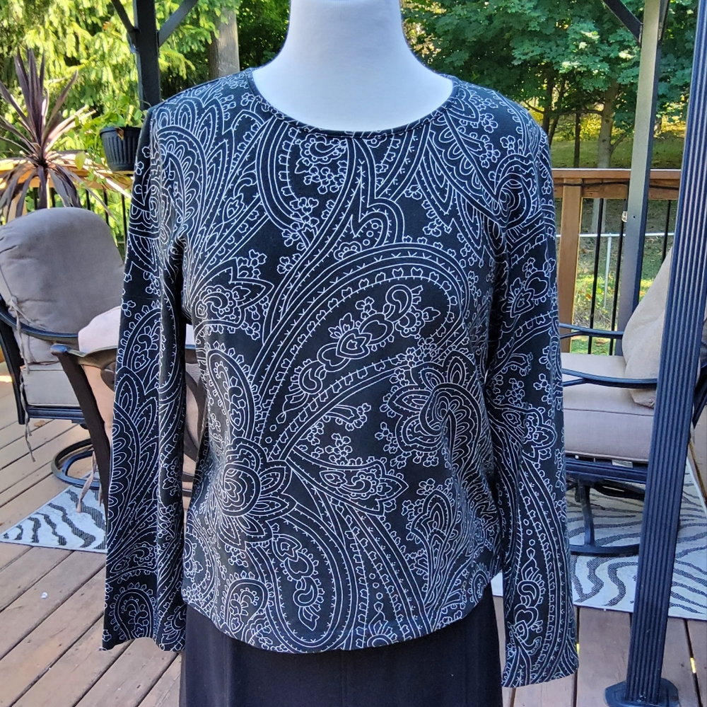 Liz Claiborne Black and White Floral Blouse